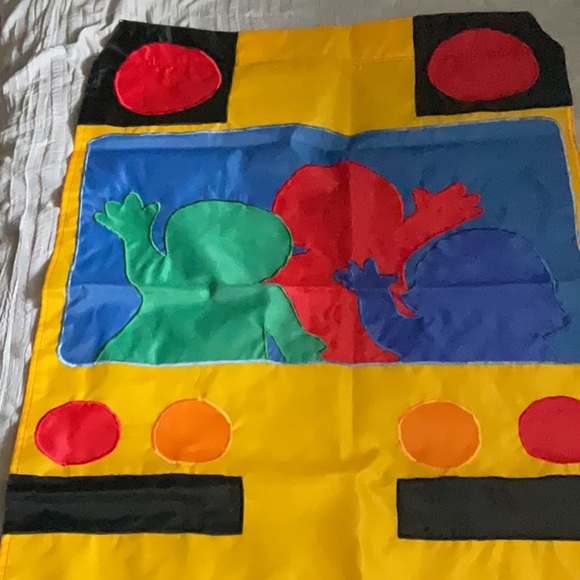 Welcome back to school bus flag - Picture 2 of 2